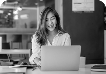 Employee working on a laptop 